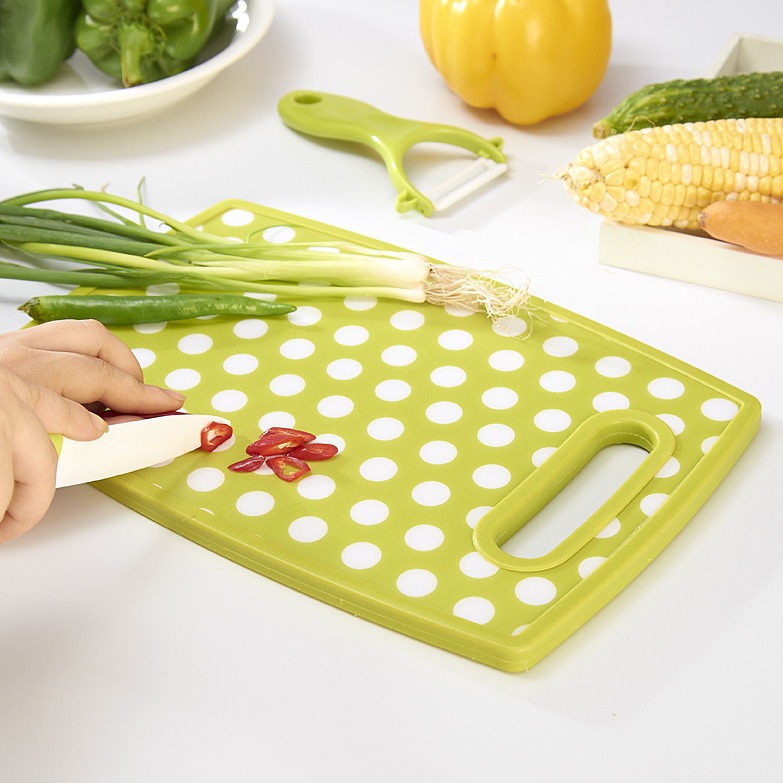 厂家直销防滑塑料菜板双色砧板宝宝辅食砧板塑料切水果案板厨房|ms