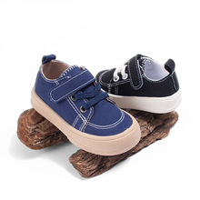 厂家直供25年春季新款儿童牛仔帆布鞋休闲厚底魔术贴中小童小布鞋