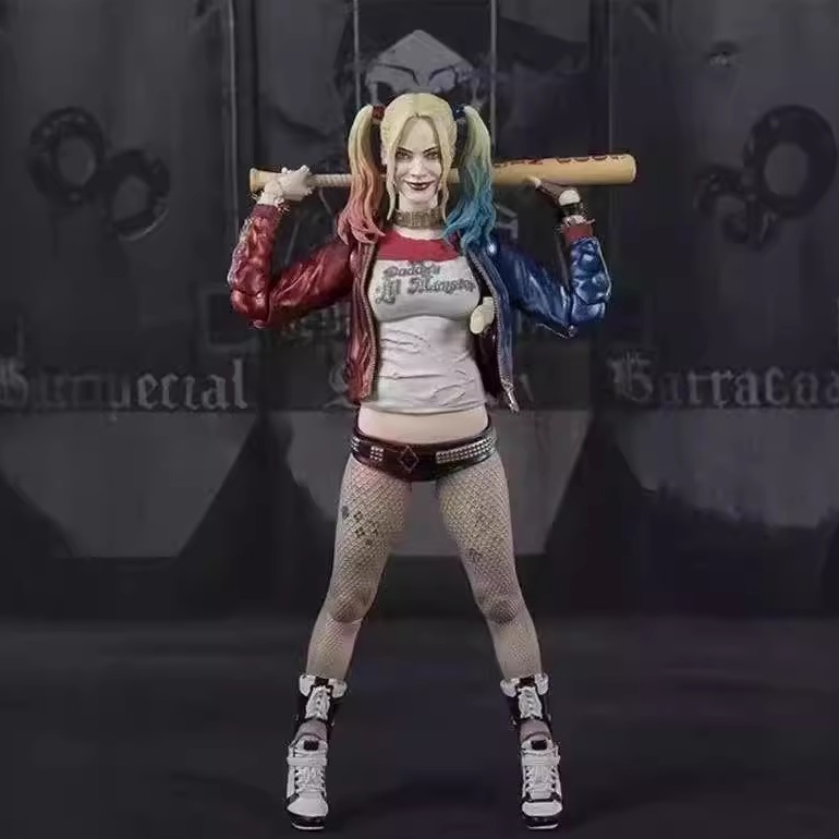 Suicide Squad articulaciones móviles SHF Joker Joker Joker modelo de mujer Harley Quinn adornos hechos a mano