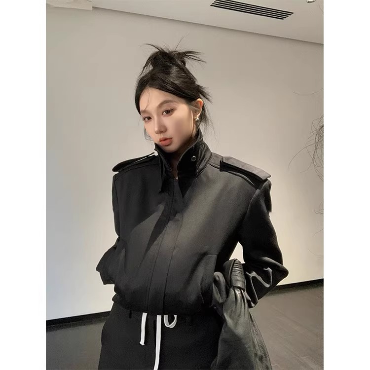 Black Stand-Up Collar Wide-Shoulder Jacket for Women, New Autumn Style, Unique Retro Casual Versatile Short Jacket, Biker Jacket