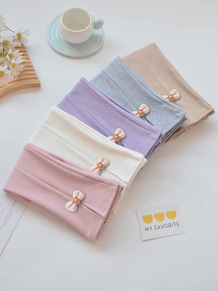 Primavera y otoño niñas leggings para niños pequeños niñas pantalones elásticos para bebés delgados y explosivos de estilo extranjero pantalones de boquilla