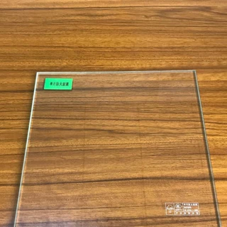 南玻玻璃原片 白玻0.7mm盖板玻璃 1.1mm显示仪 0.4视窗面板超白玻