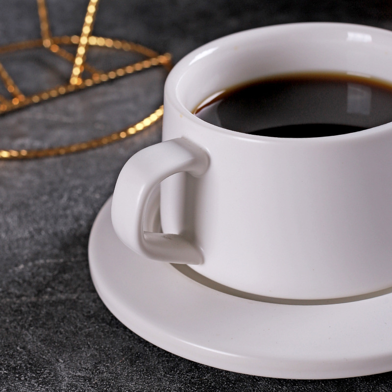 Cerámica americana de color sólido retrógrado taza de café de orejas conjunto casero nórdico taza de latte concentrado con cucharas de té de la tarde