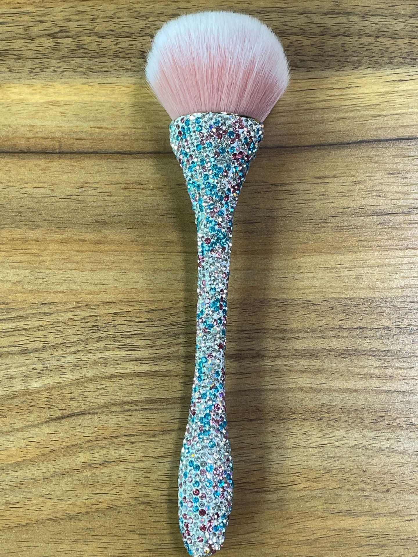 Diamantes transfronterizos, cintura pequeña, cepillo de red, rubor, cepillo de polvo suelto, base de uñas, número de polvo, cepillo de maquillaje al por mayor