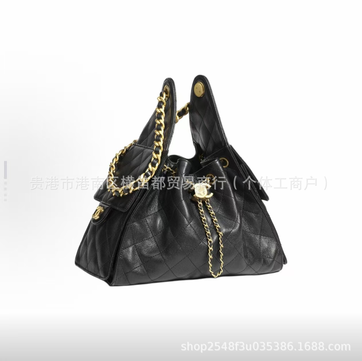 Retro one-shoulder bag with diamond pattern