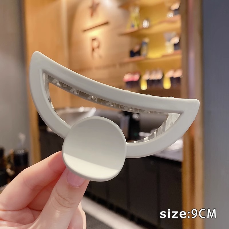 Clip de agarre grande de alta calidad para mujer 2025 primavera nuevo temperamento horquilla de pelo en la parte posterior de la cabeza clip de tiburón horquilla tocado