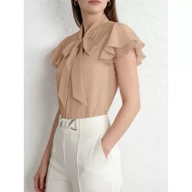 连衣裙;女式空调衫;女式衬衫