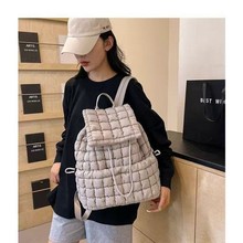 跨境新款日韩褶皱双肩背包女包欧美跨境羽绒蓬松格子泡芙包学生包