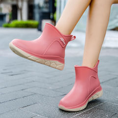 厚い雨靴女性ファッション防水滑り止め短筒水靴ゴム靴耐磨耗厨房仕事雨靴ベルベット水靴女性