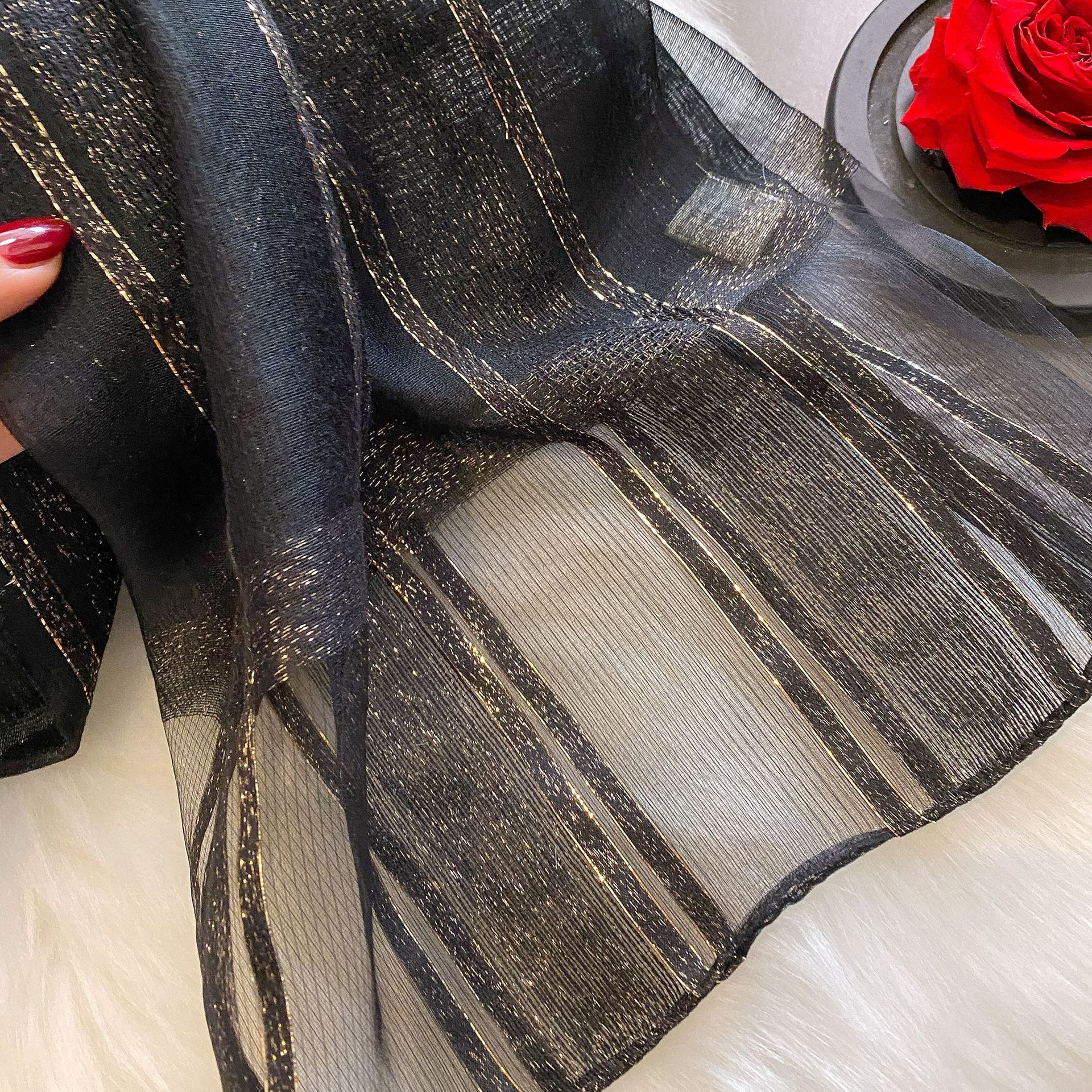 Sciarpa solida Sciarpa di seta di seta di seta di seta di moda da donna Sciarpa di seta versatile per la primavera e l'autunno della mamma_voghion.com