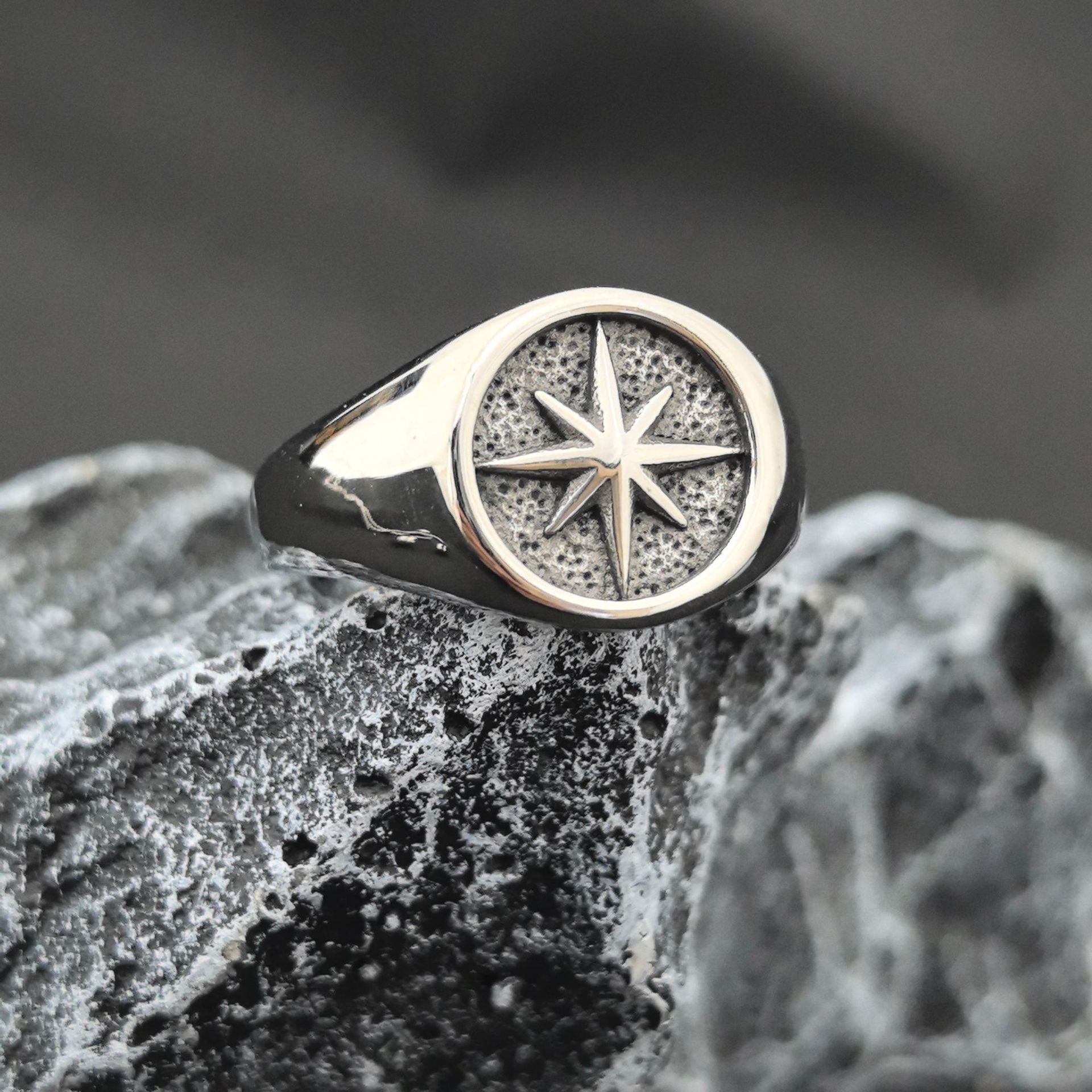 Tiktok and Taobao Cross-Border Supply Vintage Rice-Shaped Personalized Titanium Steel Ring Casting Accessories Eight-Pointed Star Ring Wholesale