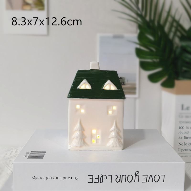Decoración de cerámica de casa pequeña con luz transfronteriza estilo nórdico Navidad estilo caliente decoración navideña decoración de mesa noche