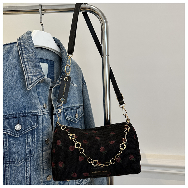 Korean version Instagram fashion cute girl pillow bag 2024 summer new simple casual corduroy single shoulder diagonal_voghion.com