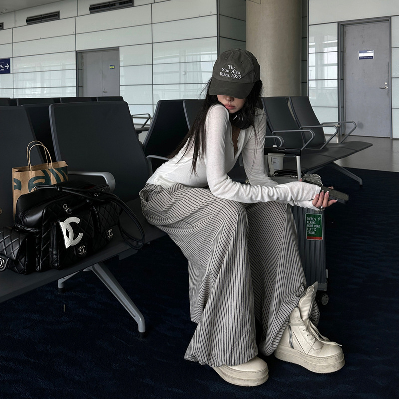 Sugarc Law Cat Spring and Summer Khaki Striped Casual Pants for Women, Loose Fit, Slimming Wide-Leg Straight Pants