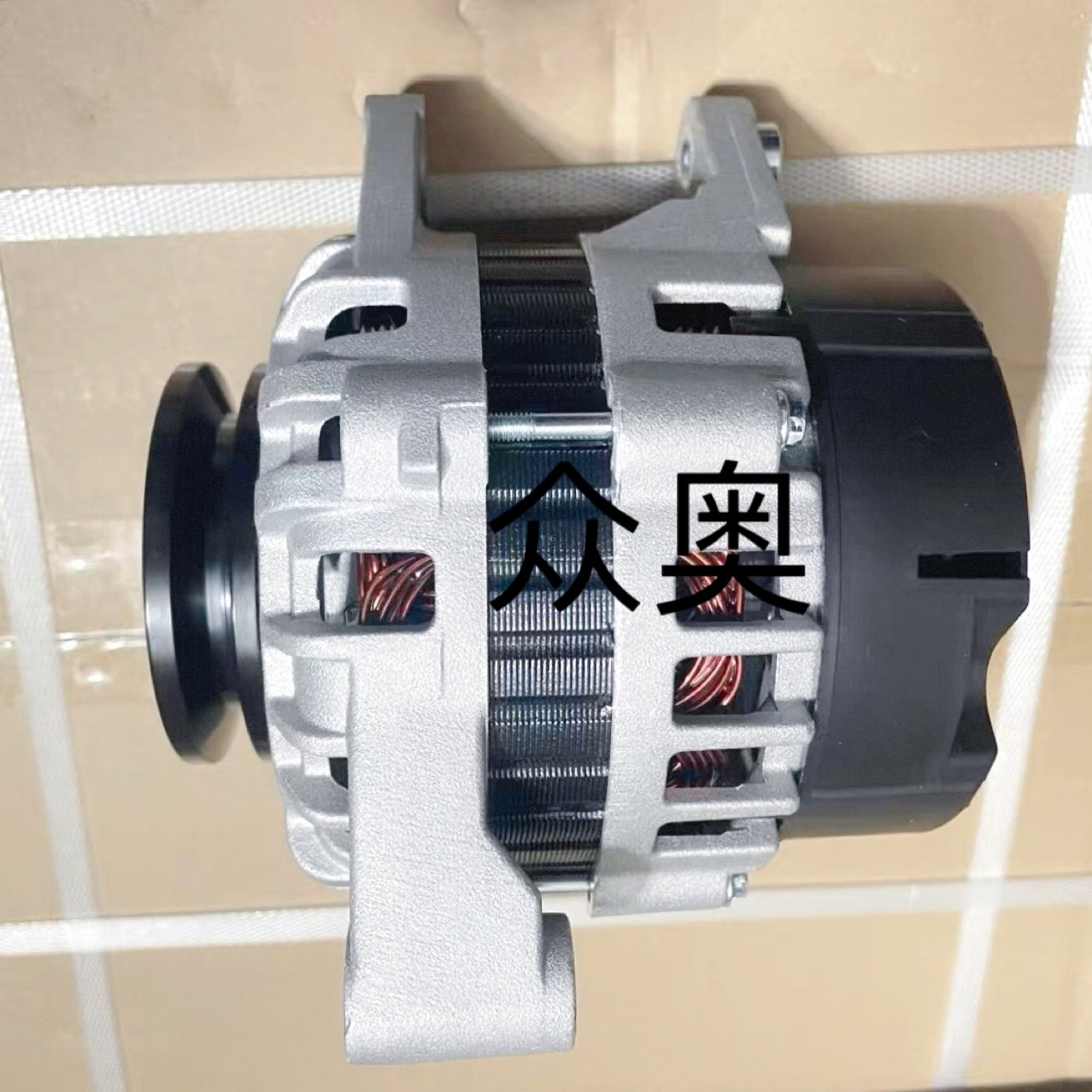 Alternator 6678205 for Bobcat S300 S330 S450 S510 S530 S550 Skid Steer Loader