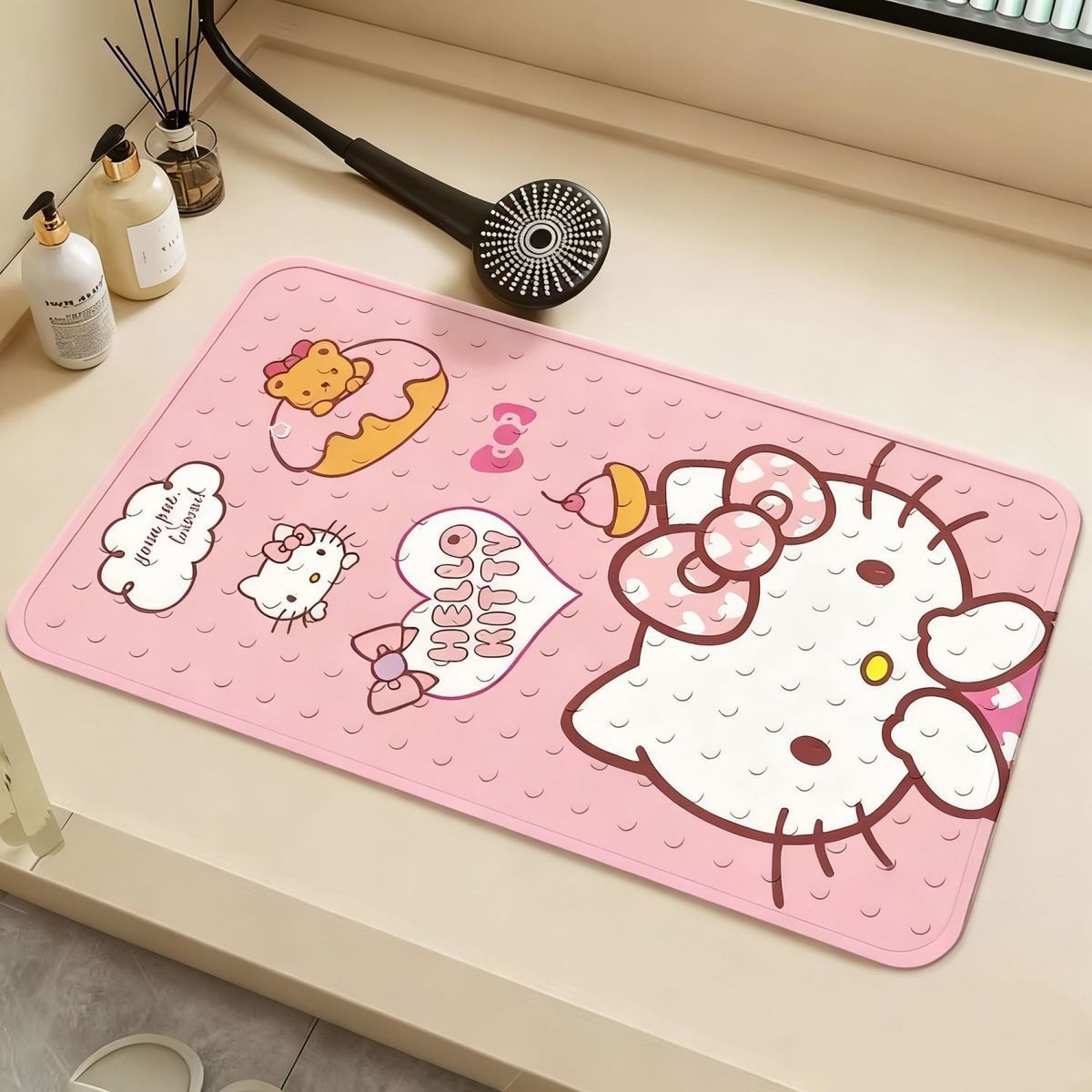 Hello Kitty bathroom anti-slip mat PVC shower and restroom anti-fall suction cup mat washroom shower no-wash floor mat