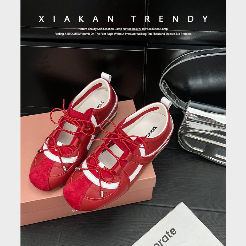 La marea no es sur ~ Zapatos de entrenamiento alemanes de 5cm de aumento interno, modelos de primavera y verano de 2025 para mujeres, zapatos Mary Jane de ballet coreano, zapatos perezosos