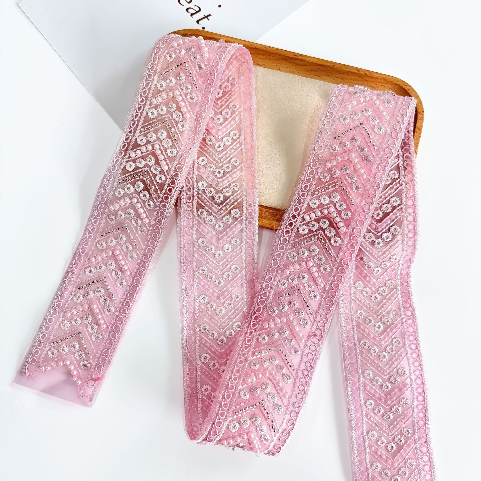 Fabricante mayorista de ergena base clavos de diamante encaje código de barras cortinas prendas de vestir accesorios diy
