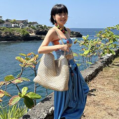ガンガン同モデル 2025 夏新作 シャンパンカラー シーサイド ウーブンバッグ レディース ショルダー 大容量 ラージバッグ トートバッグ