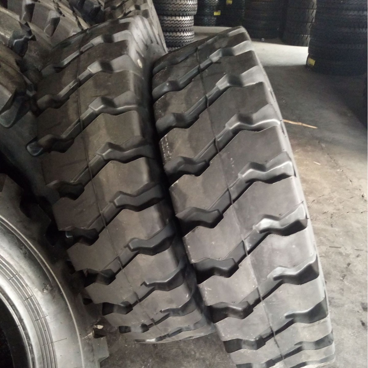 矿山专用轮胎 1200-20 自卸车机械斜交轮胎 加强耐磨 厂家直销