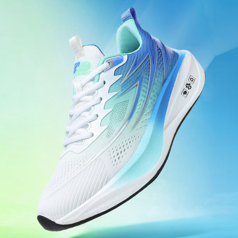 Lightweight comfortable trend summer breathable shoes