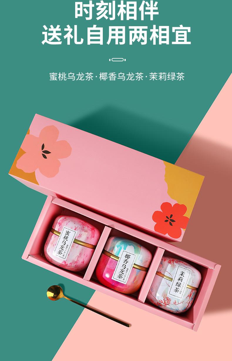 Flower Tea Gift Set Peach Oolong and Osmanthus Oolong Pyramid Tea Bags 3g x 20 Bags in use