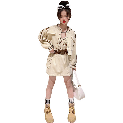 Children's Spring and Autumn Set  New Fashion Trendy Streetwear Kids' Autumn Outfit for Older Children - Stylish Three-Piece Set