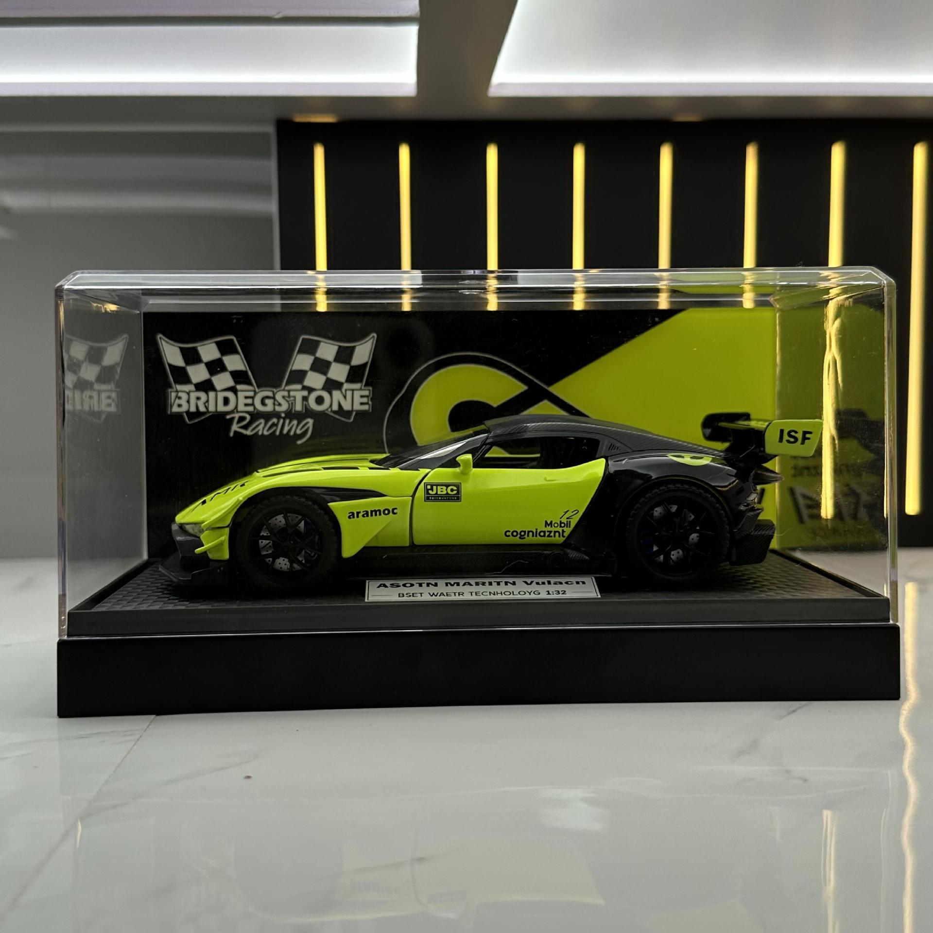 Zhongyuan xinghejin coche modelo 1: 32 Martin Vulcan deportes coche pista versión 3 puerta abierta tire hacia atrás modelo de juguete caja de polvo