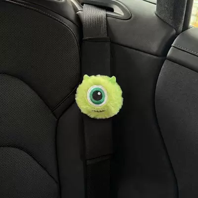 Car Seatbelt Shoulder Pads, Cute Plush Car Interior Dolls, New Car Gifts (Seat belt shoulder pad) - big-eyes-black-shoulder-pads-standard