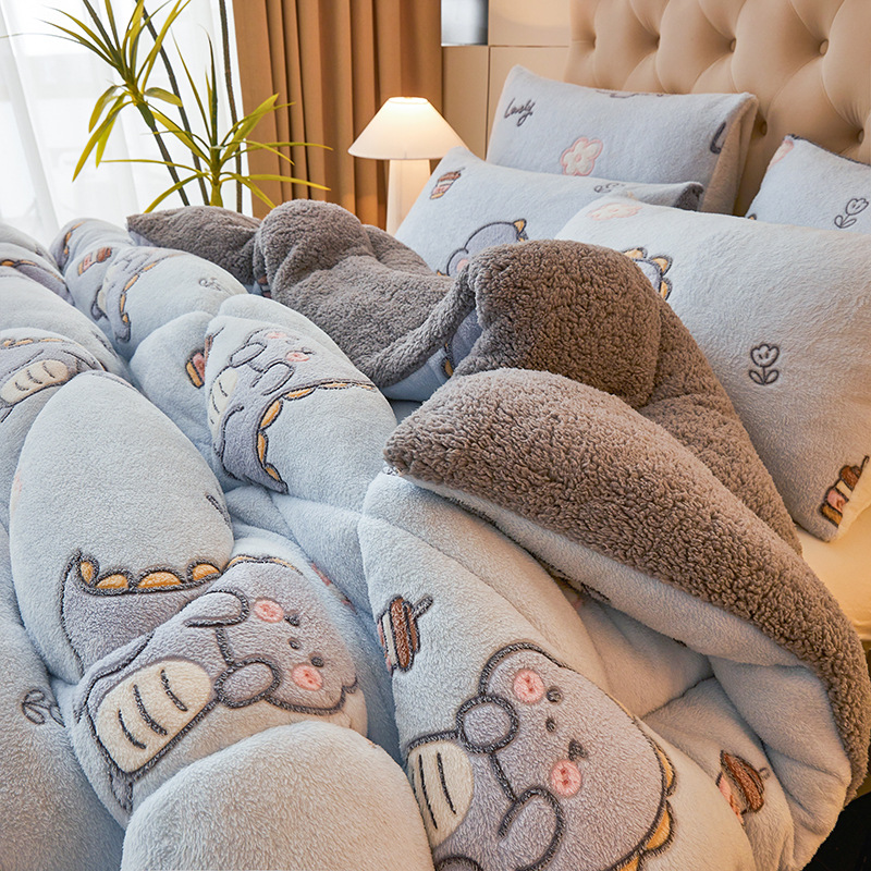 雪のベルベットの保温布団は芯の冬の羊のベルベットの学生寮に厚い綿を入れて牛乳のベルベットの厚い布団に覆われている