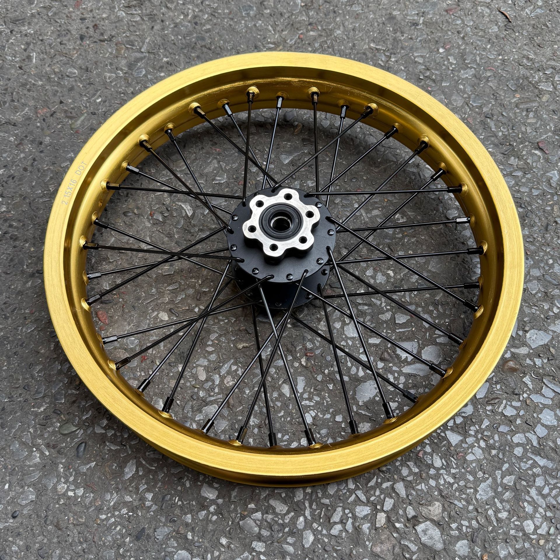 Suitable for the modified QiuLong Light Bee X with 2.15-16 aluminum alloy rims, 79bike small wheel rear hub assembly