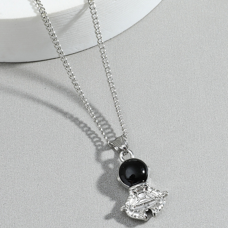 Personality Fashion Meditation Spaceman Pendant Hip Hop Punk Astronaut Necklace AliExpress Hot-Selli