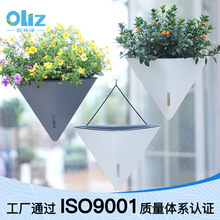 厂家跨境批发欧林泽三角形壁挂花盆K塑料花盆挂盆自吸水懒人花盆