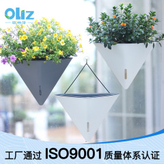 メーカークロスボーダー卸売欧林沢三角形壁掛け植木鉢Kプラスチック植木鉢掛け鉢自己吸水怠け者植木鉢