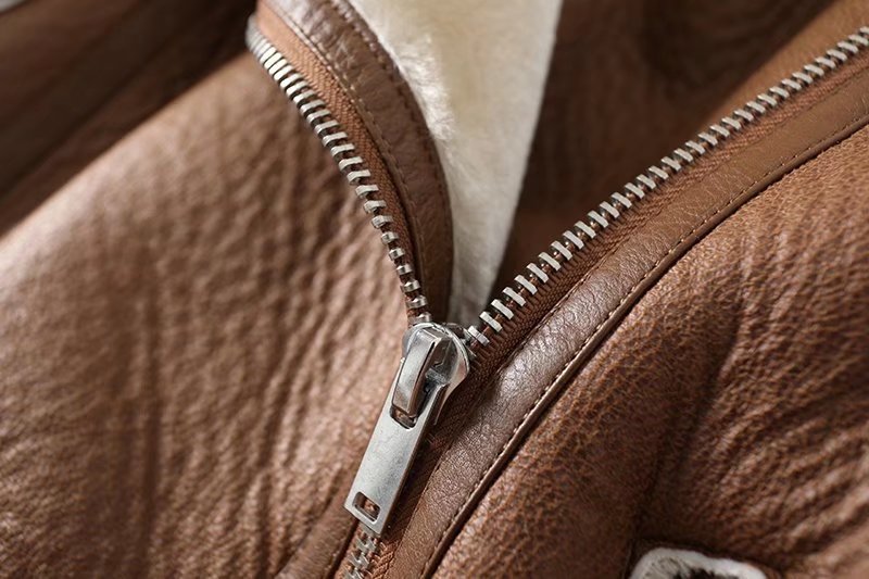 Y2K 2024 Fréijoer Hierscht Neit Produkt Dammemoud Street Style Casual Kuerzmantel mat Pelz a Lieder M2_voghion.com