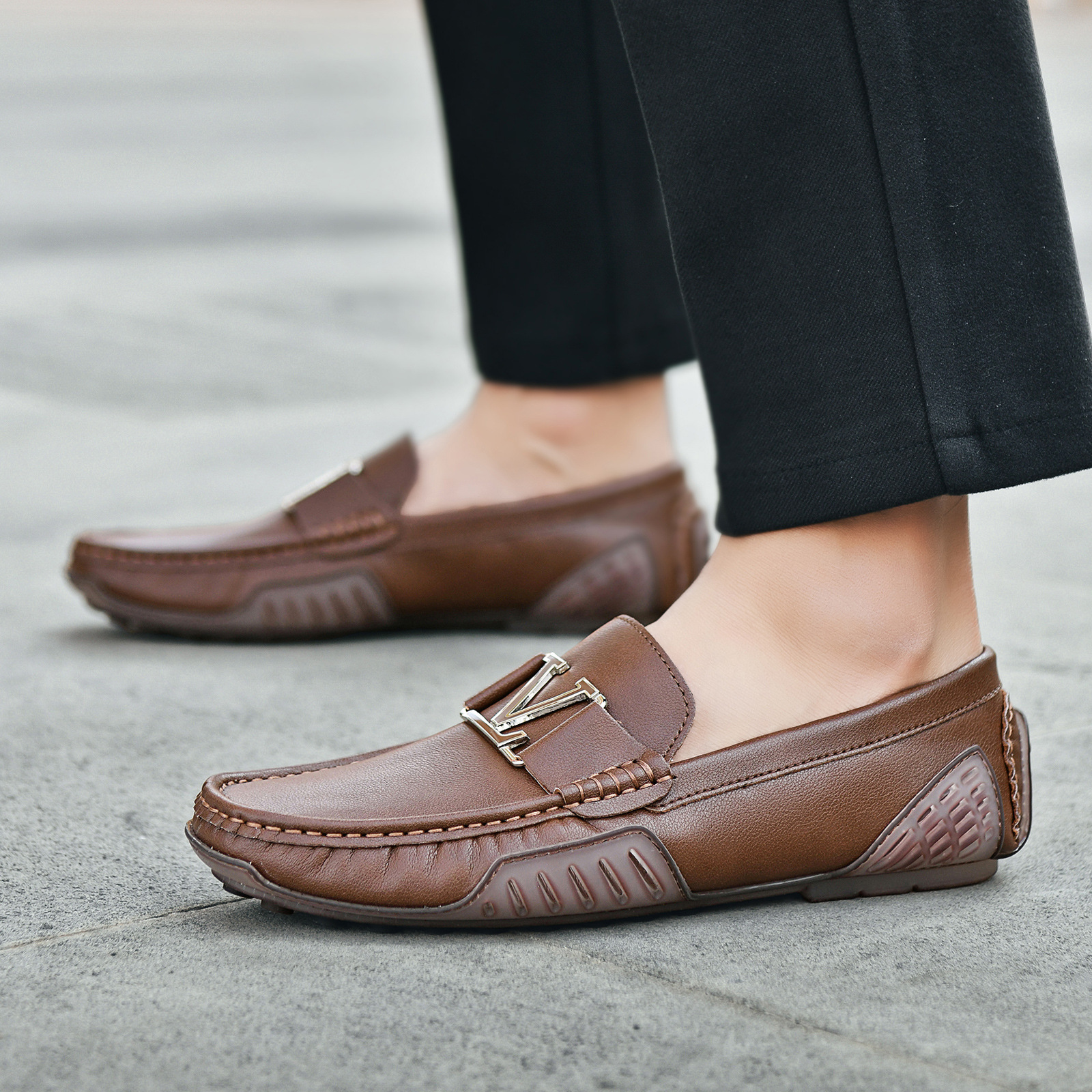 抖音直播跨境真皮豆豆鞋潮流休闲皮鞋牛皮一脚蹬驾车潮鞋大码男鞋