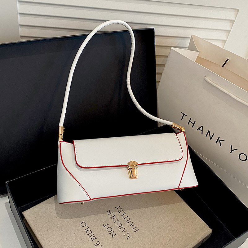 High-end fashion retro underarm shoulder bag for women, 2026 spring-summer new model, niche texture versatile handbag baguette bag