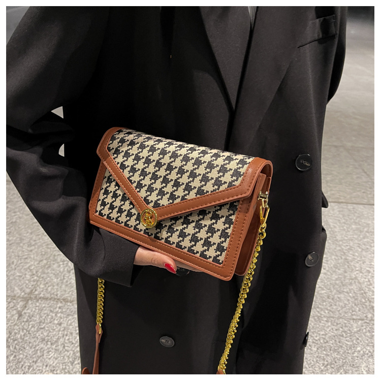 fashion messenger small bag womens winter new style checkerboard small square bagpicture4
