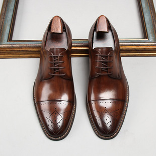New Breathable Men's Leather Shoes British Business Dress Men's Shoes Triple-cut Carved Leather Shoes Groom's Wedding Shoes Leather Shoes