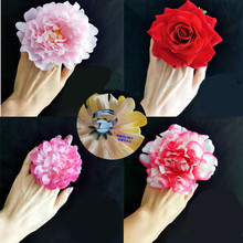 舞蹈演出戒指大红玫瑰粉色牡丹花六级唱花的花儿头花手腕道具