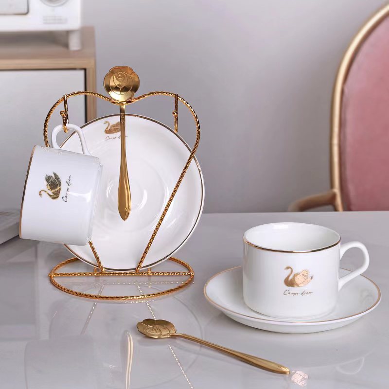 Taza de cerámica europea, taza de café, taza de café simple, taza de café doméstica, taza de café de lujo pequeña, taza de café latte de cerámica