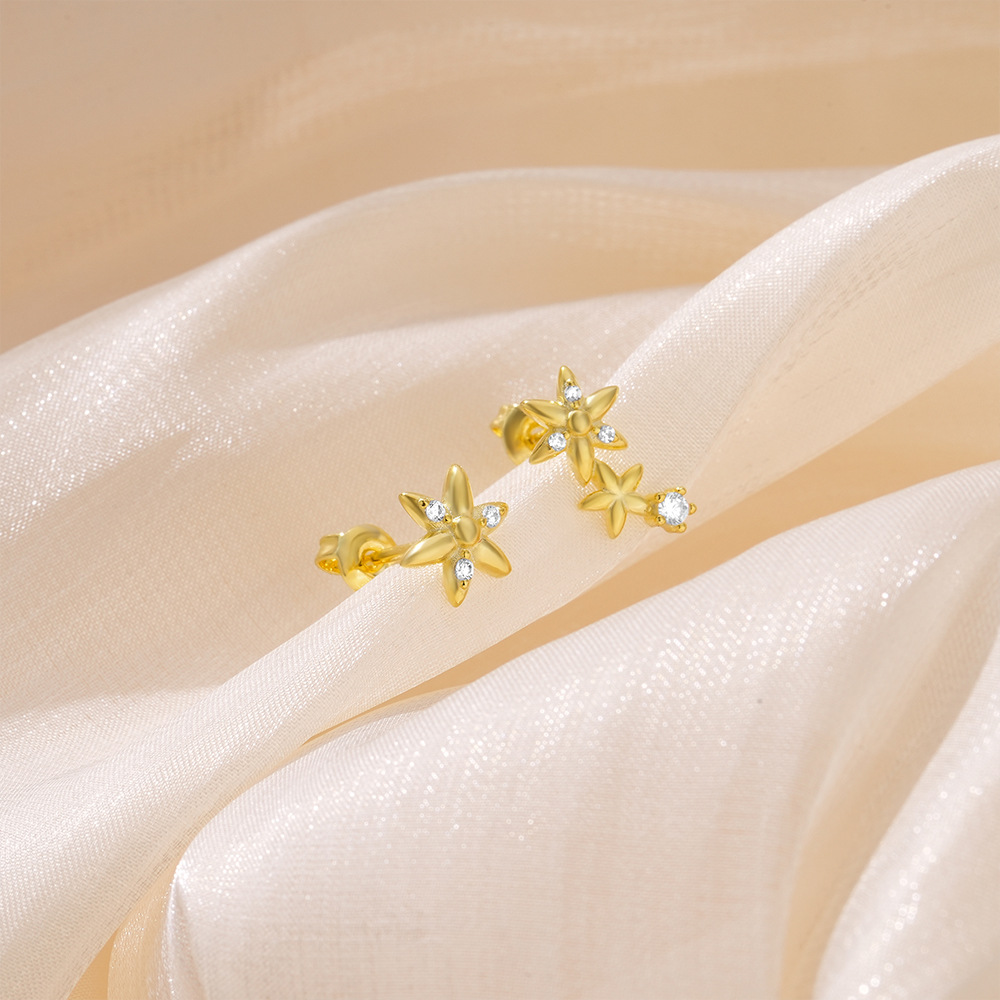 9g Weight 925 Sterling Silver Ear Needle Material Ear Studs Classification 1 Pair Quantity Daily, Date Occasion 925 Sterling Silver Material Star, Moon Pattern Women's Gender Plating Design Elegant Style 1 Pair 925 Sterling Silver Star Moon Ear Studs 5