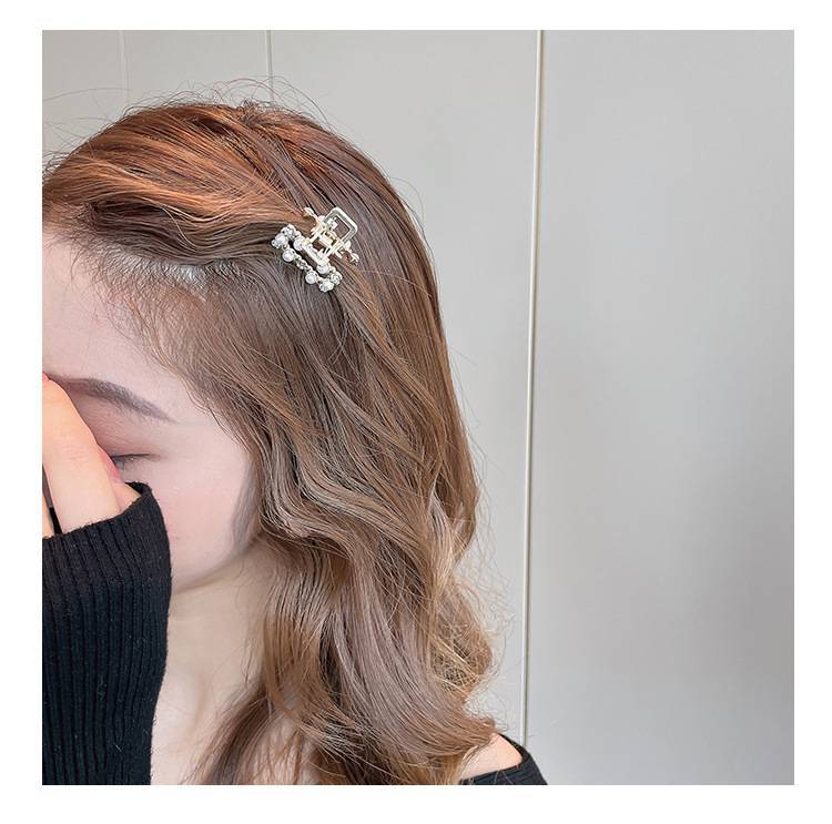 2 Stück elegante Perlen- und Kristall-Klauenklammer aus Metall, kleine Halteklammer, Strass-Akzent-Haifisch-Haarspange für hohen Pferdeschwanz – Detail 6