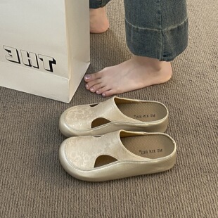 С���Ӻ�װ��^��Ь2026�괺�ļ��¿�ȿ��ɸ���⴩һ�_�ő���Ь