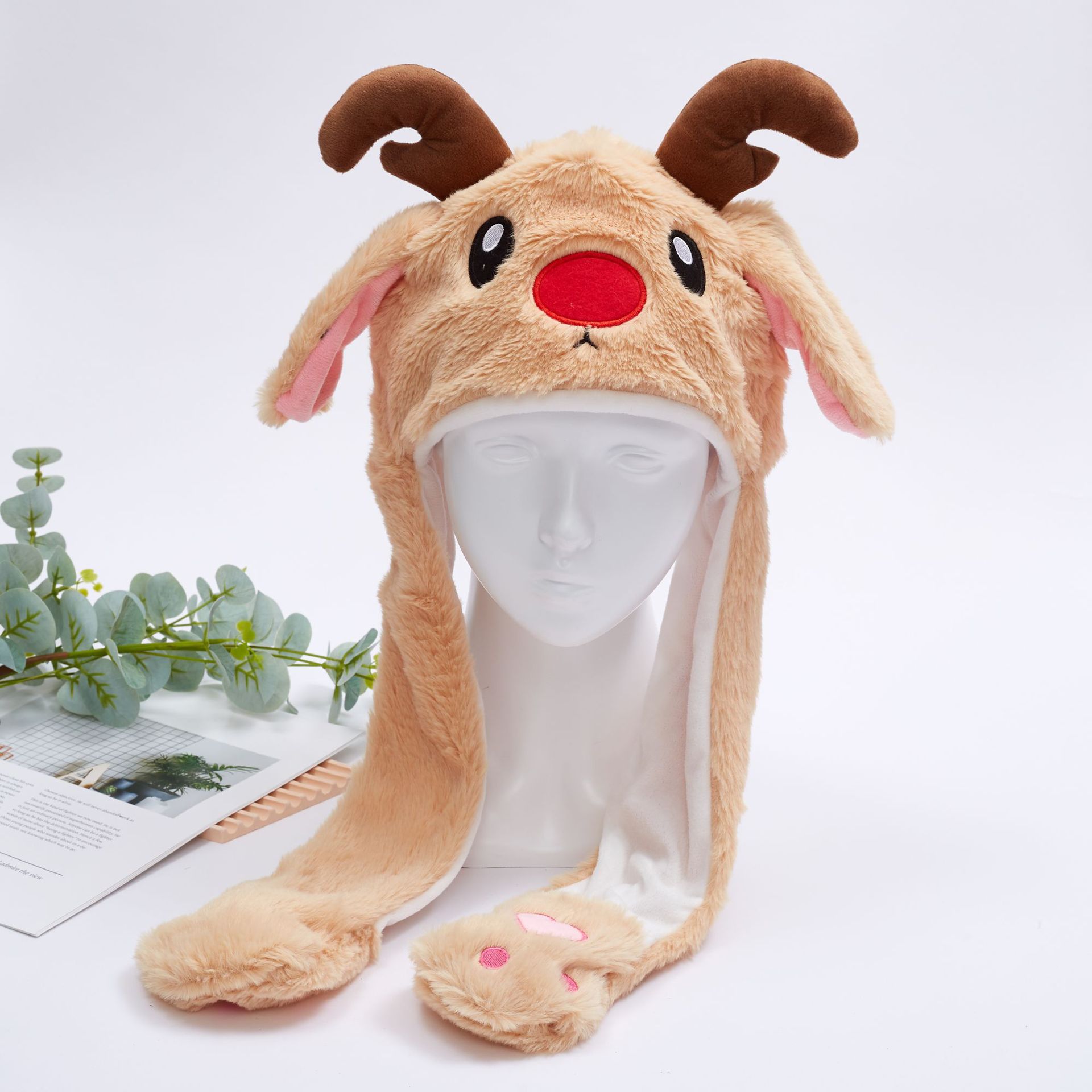 Sombreros de Navidad transfronterizos un pellizco de airbags orejas se moverán niños de Navidad hombres y mujeres extraños peluche sombreros de Navidad decoración al por mayor