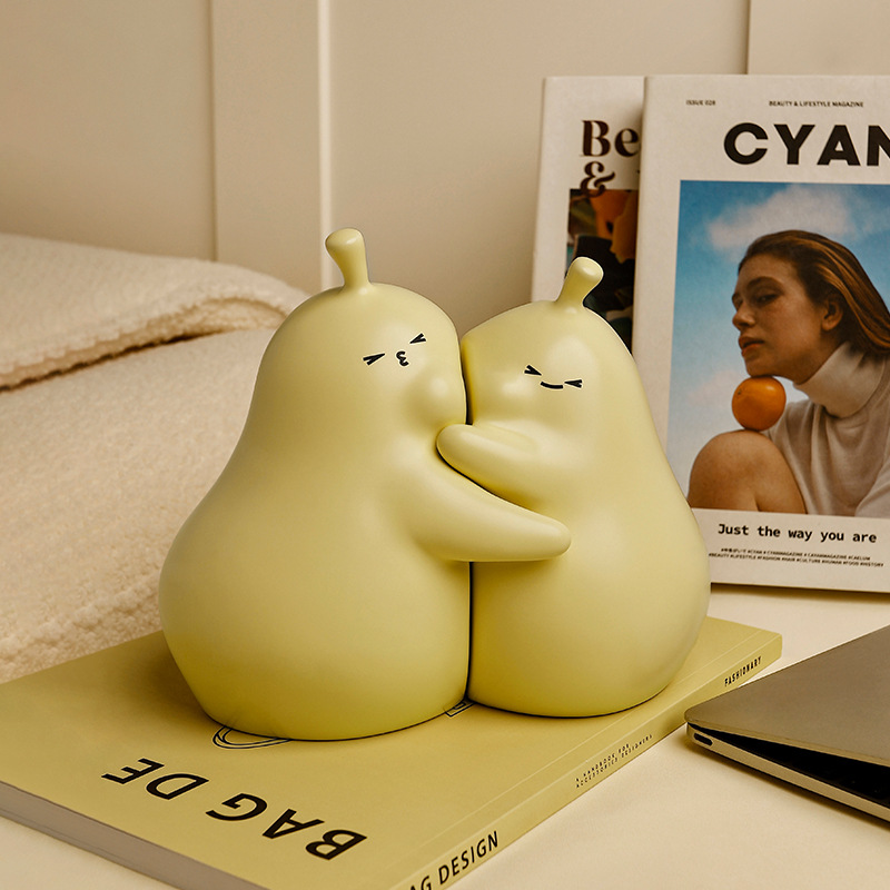 Bei Hanmei Style Large Hug Pear Ceramic Bookend Desk Decoration Ornaments Gift Box Souvenir One Piece Dery