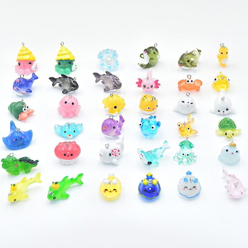 Cartoon cute marine animal ornaments octopus sea rabbit dolphin crocodile turtle crab sea shell diy resin pendant Cartoon cute marine animal ornaments octopus sea rabbit dolphin crocodile turtle crab sea shell diy resin pendant