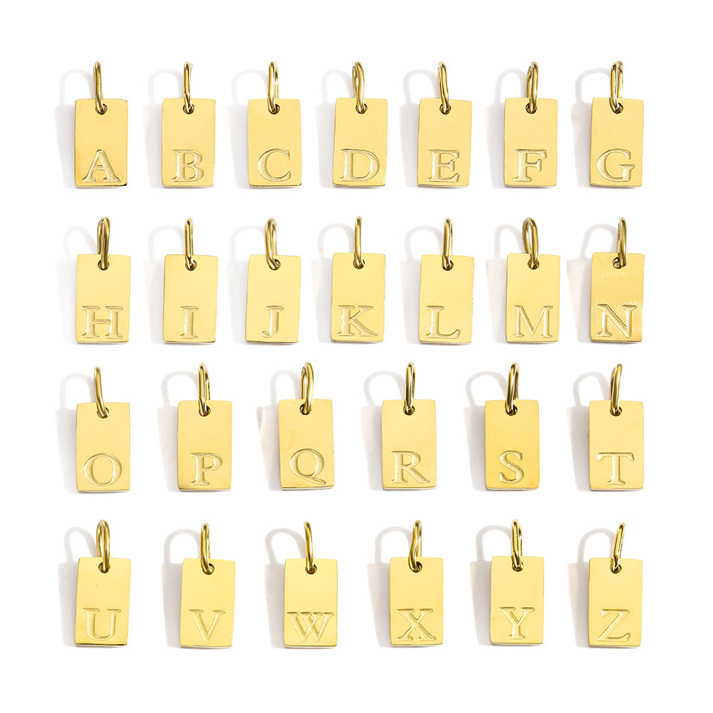 新款26个英文字母吊坠配件不锈钢镀18k金挂件diy饰品跨境配件批发