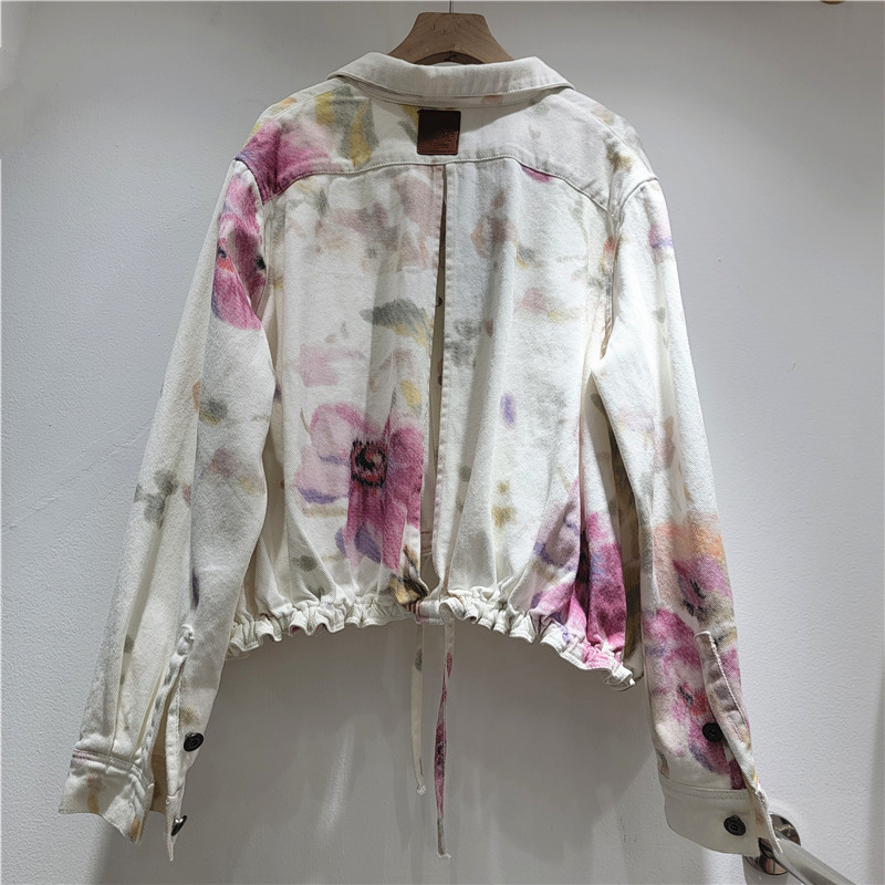 Chaqueta Corta de Denim con Estampado Floral y Cordón Ajustable para Mujer