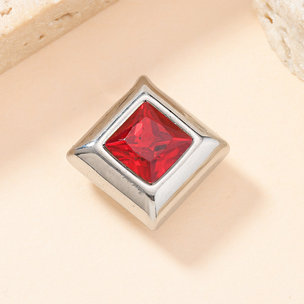 Un solo colgante de estilo europeo y americano joyas de acero inoxidable colgante cuadrado de zircón temperamento universal collar pulsera accesorios DIY